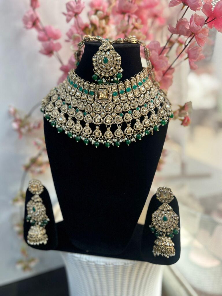 Bridal Jwellery on rent