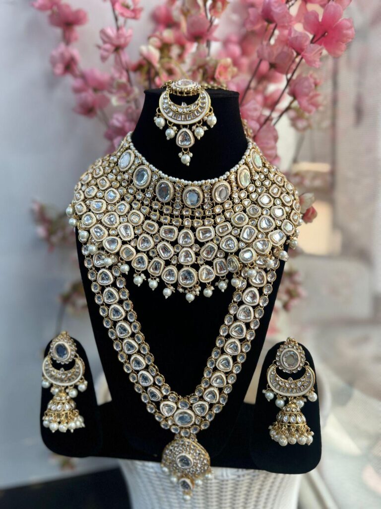 Bridal Jwellery on rent